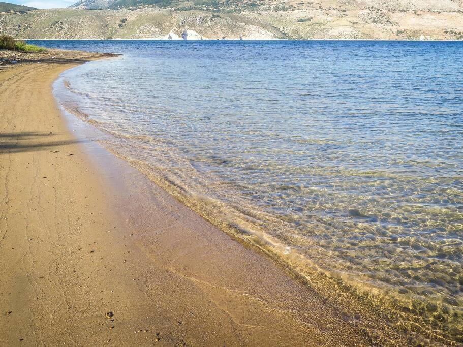 Villa Rania: Ευάερη Βίλα Με Θέα Τη Θάλασσα Ликсури Экстерьер фото