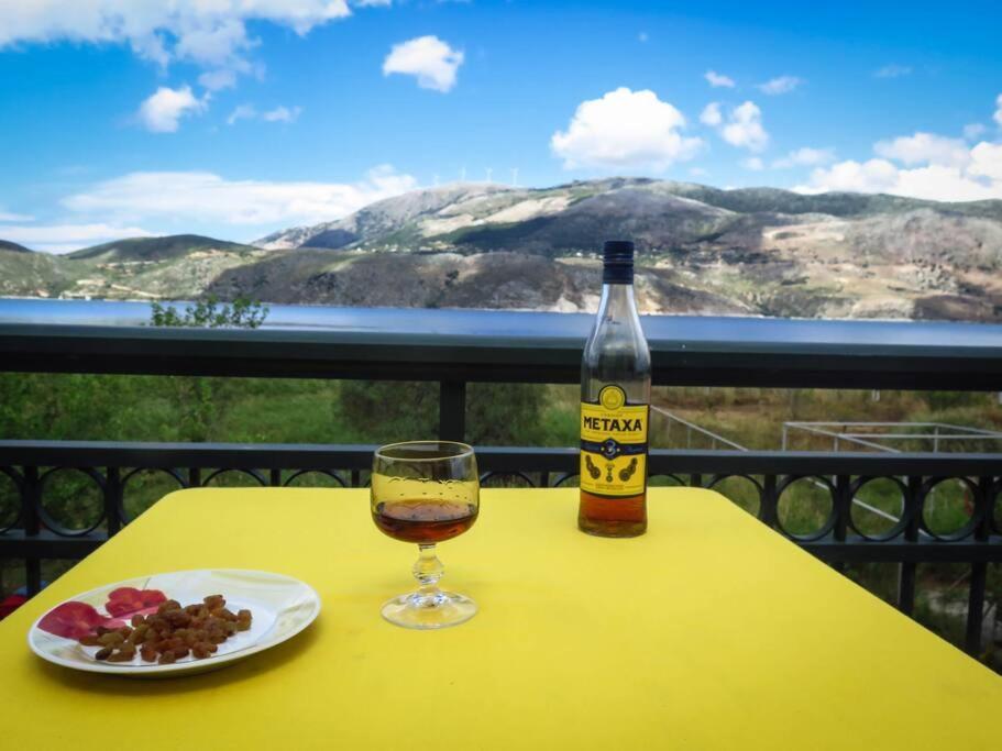 Villa Rania: Ευάερη Βίλα Με Θέα Τη Θάλασσα Ликсури Экстерьер фото