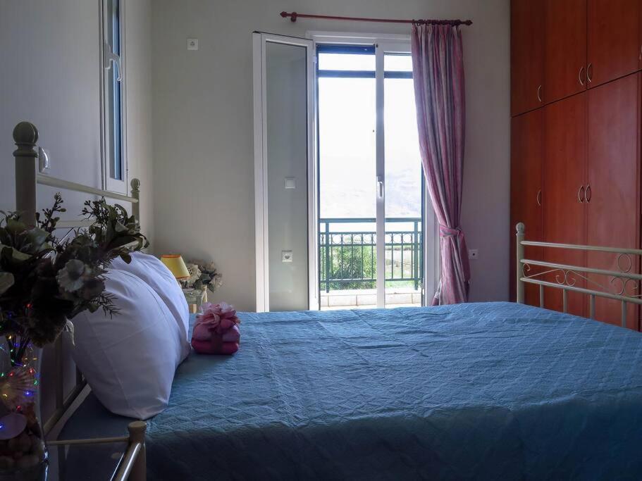 Villa Rania: Ευάερη Βίλα Με Θέα Τη Θάλασσα Ликсури Экстерьер фото