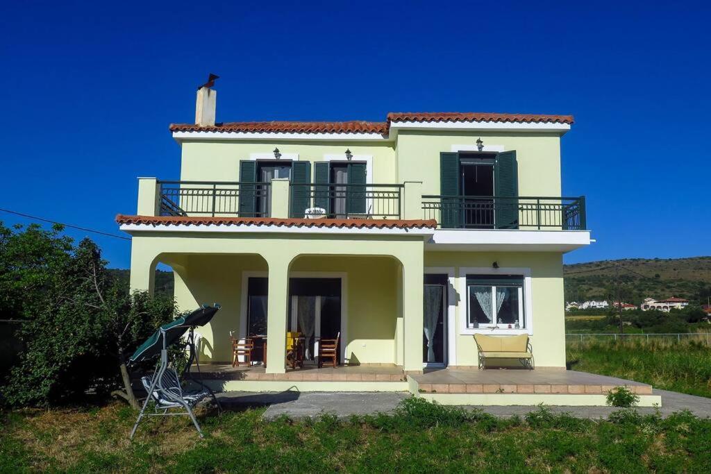 Villa Rania: Ευάερη Βίλα Με Θέα Τη Θάλασσα Ликсури Экстерьер фото